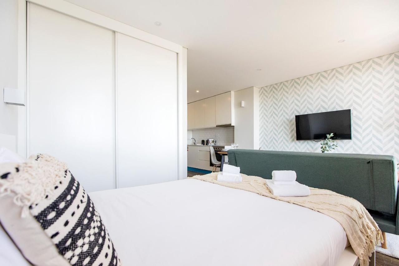 Elegant Studio W/ Ac & Balcony By Lovelystay Porto Kültér fotó