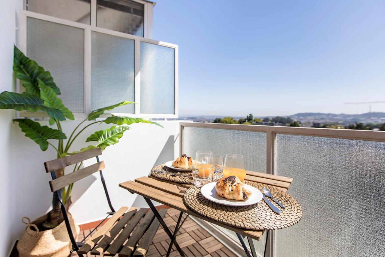 Elegant Studio W/ Ac & Balcony By Lovelystay Porto Kültér fotó