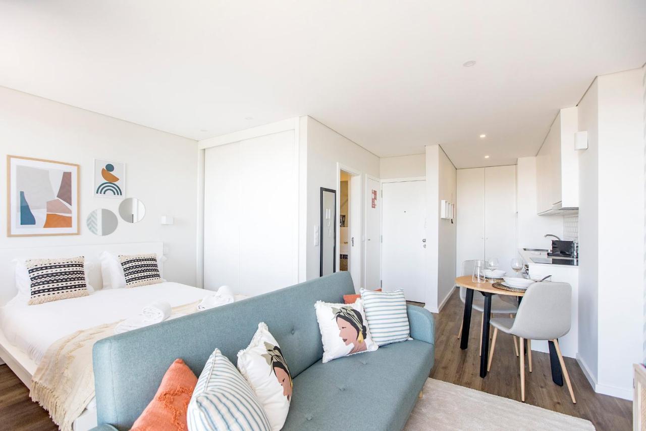Elegant Studio W/ Ac & Balcony By Lovelystay Porto Kültér fotó