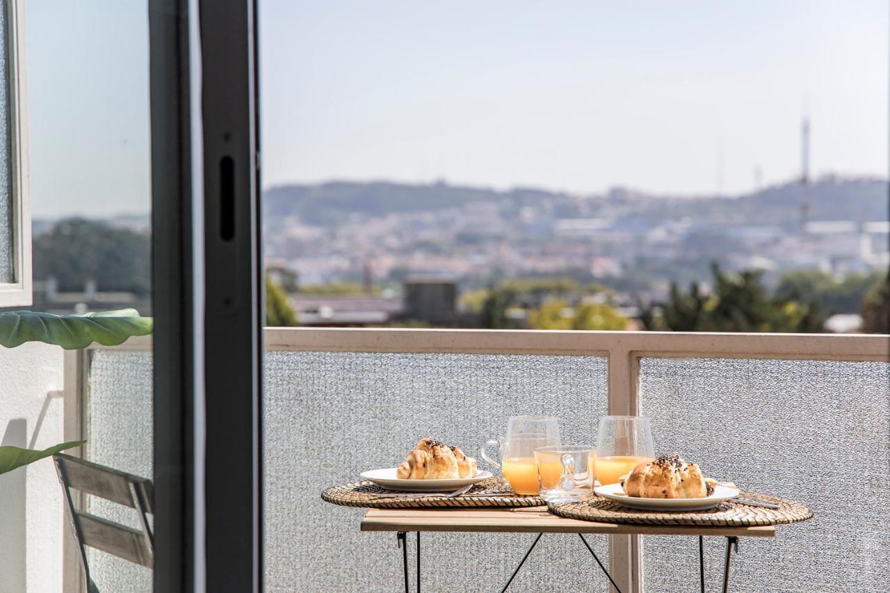 Elegant Studio W/ Ac & Balcony By Lovelystay Porto Kültér fotó